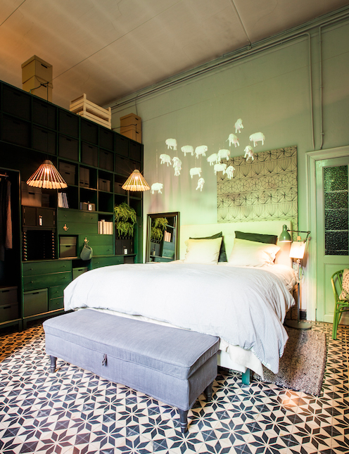 EYES/NIGHT ONLY residentie/tentoonstelling