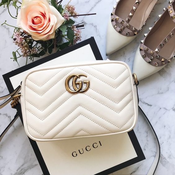 PINSPIRATION: WHITE GUCCI MARMONT BAG