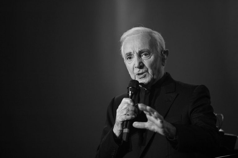 ODE AAN EEN LEGENDE: CHARLES AZNAVOUR